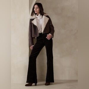NWT! Banana Republic Brown The Relaxed Flare Corduroy Pant - Size 24 PETITE 📀2️⃣
